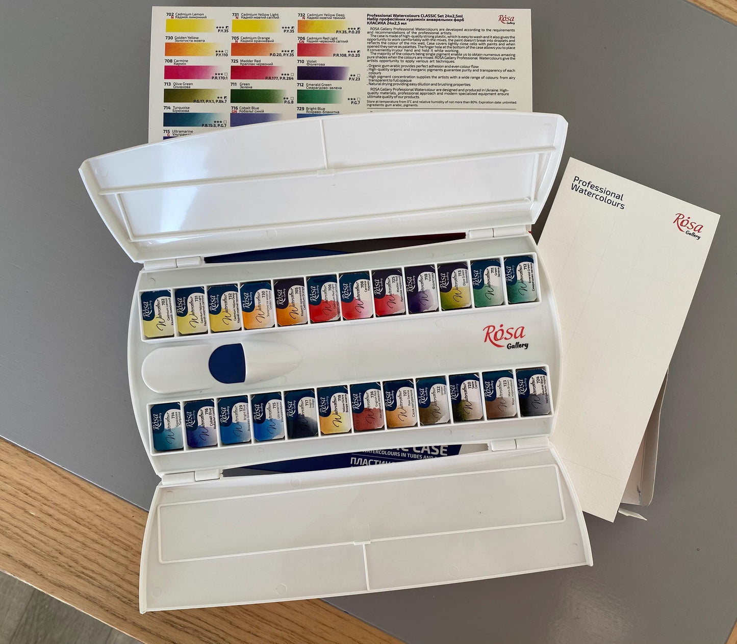 ROSA Gallery Classic Watercolour Set — 24 Full Pans 2.5ml, Plastic Travel Case, Professional Artist